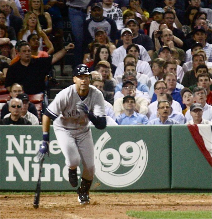 boston fenway red sox yankees game april 7 2010 derek jeter running bat number 2