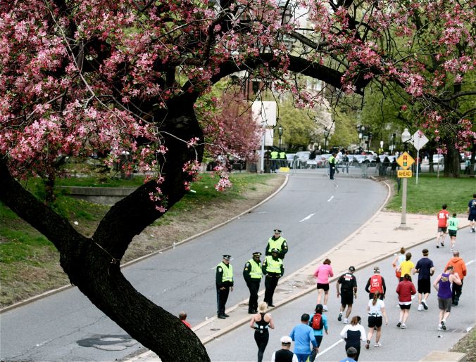 boston marathon april 19 2010 runners under the tree