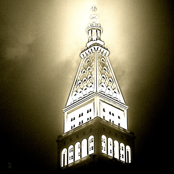 new york city met life building night