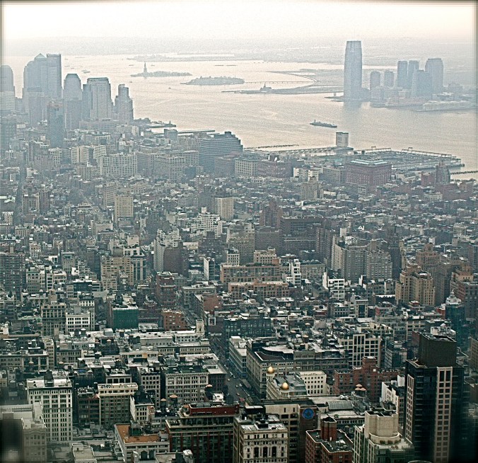 new york city top of the empire state building view