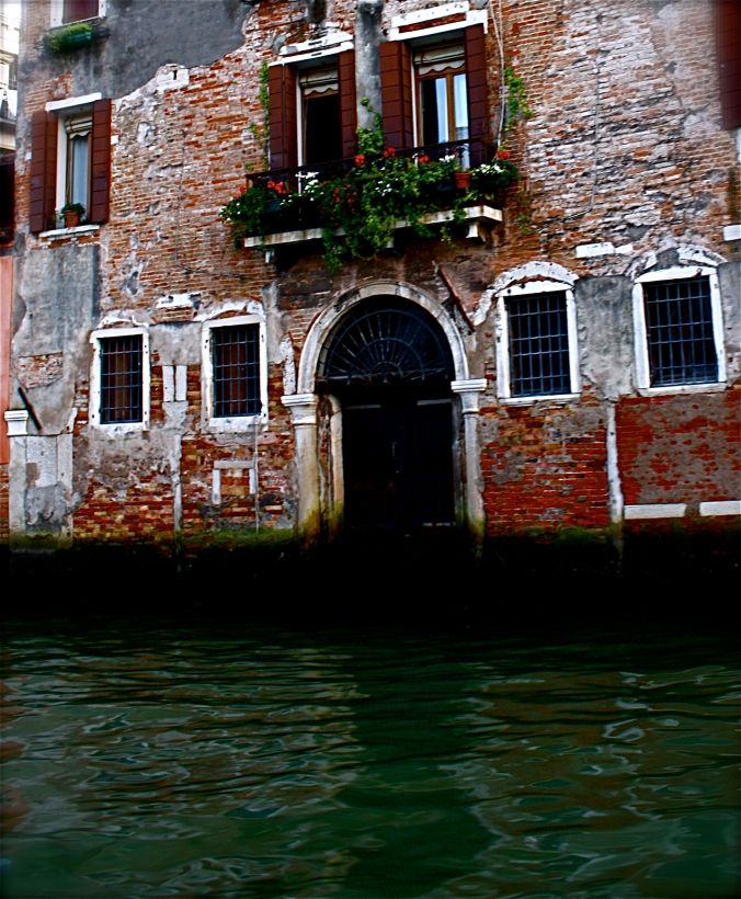 venice doorway water