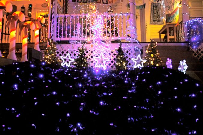 baltimore hampden christmas decorations 2