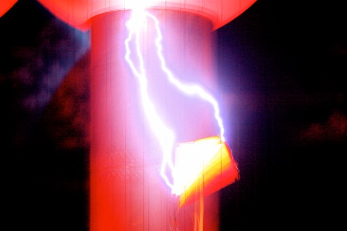 boston museum of science Van de Graaff generator electricity hiting kite