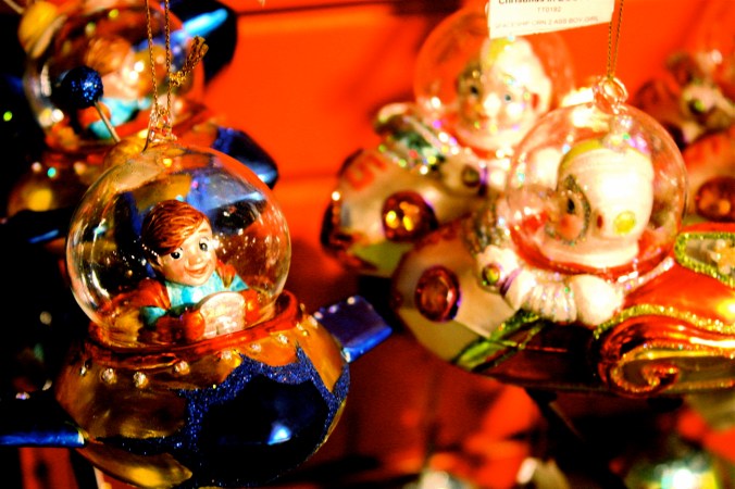 boston faneuil hall christmas ornament store 1