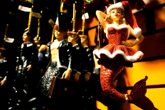 boston faneuil hall christmas ornament store 7