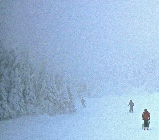 stratton ski resort vermont winter fog