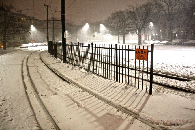 boston snow storm february 8 blizzard nemo allston green line stop