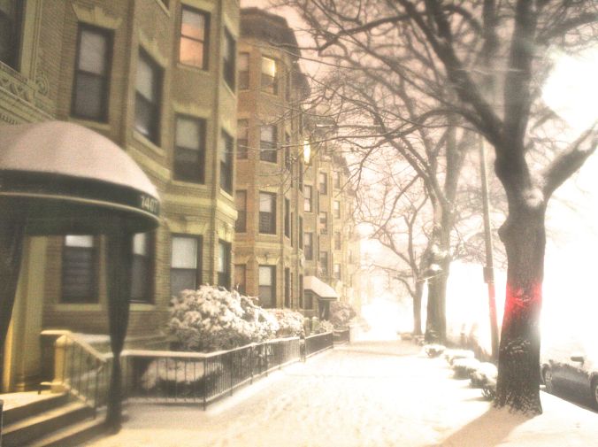 boston snow storm february 8 blizzard nemo commonwealth avenue building
