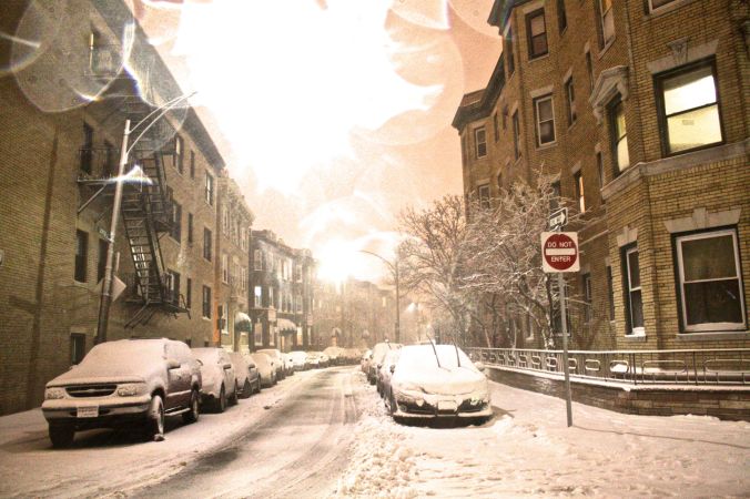 boston snow storm february 8 blizzard nemo pink sky snow