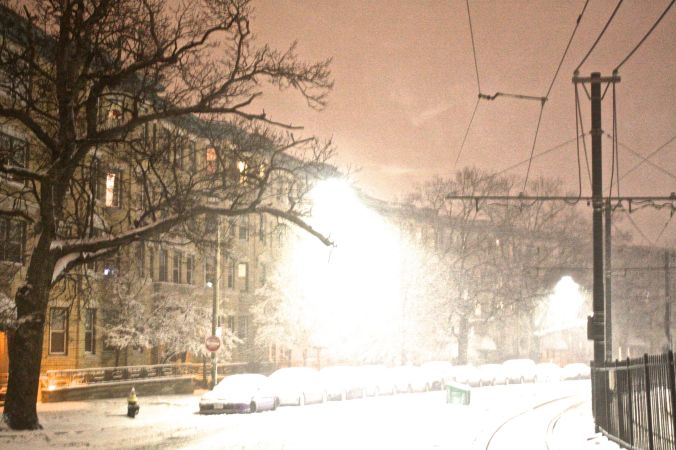 boston snow storm february 8 blizzard nemo pink sky