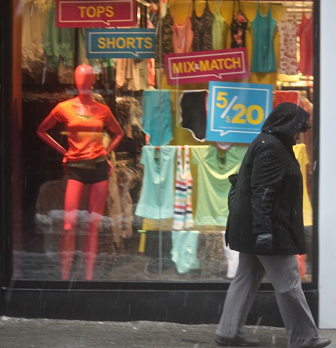 boston downtown crossing mannequin in shorts