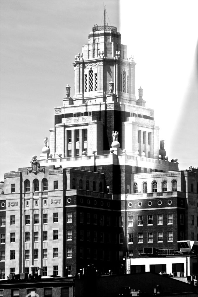 philadelphia penns landing big building