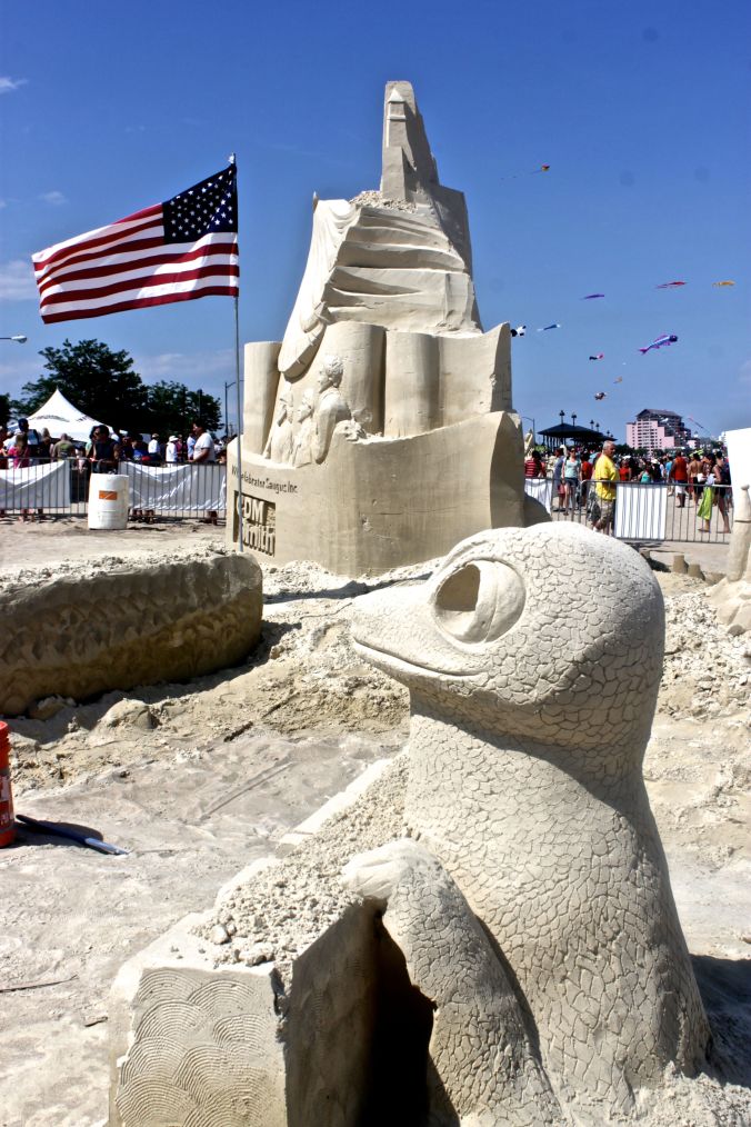 boston revere beach National Sand Sculpting Festival geico gecko
