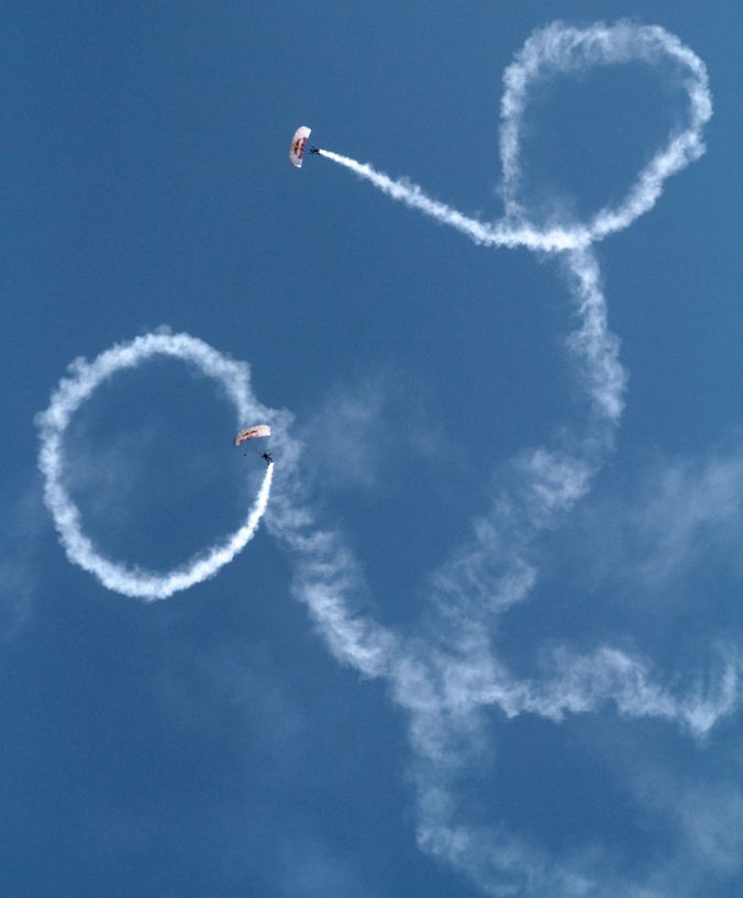 boston institute of contemporary art red bull diving competition august 25 2013 sky divers 4