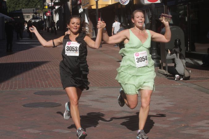 boston running with bridesmaids 2013 37