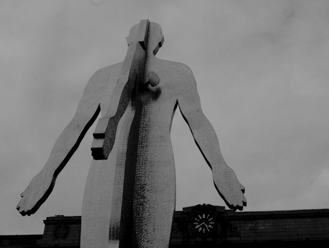 baltimore penn station Jonathan Borofsky’s Male:Female statue black white 2