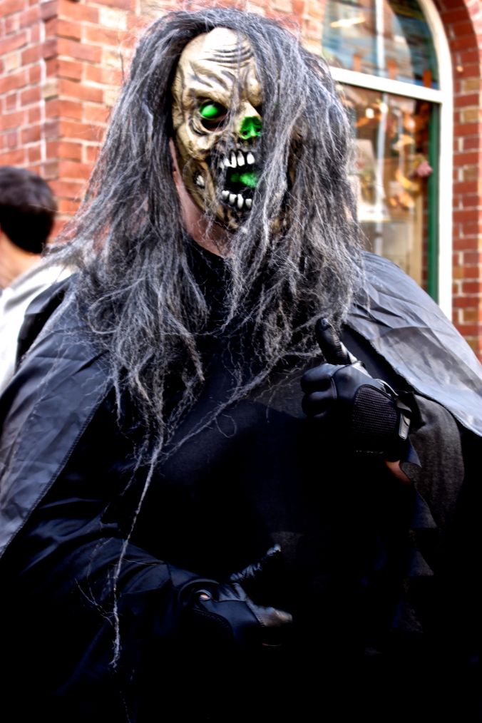 salem halloween 2013 green skeleton mask