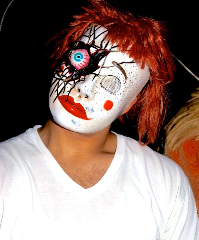 salem halloween 2013 man with scary mask