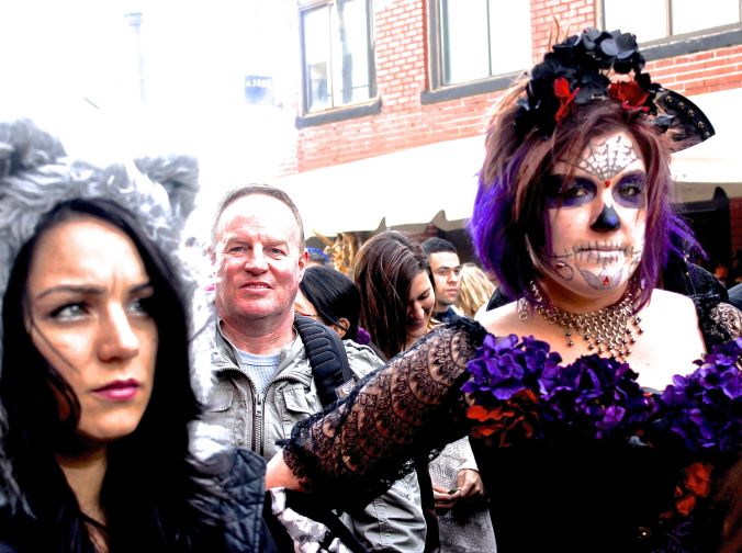 salem halloween 2013 woman in purple costume