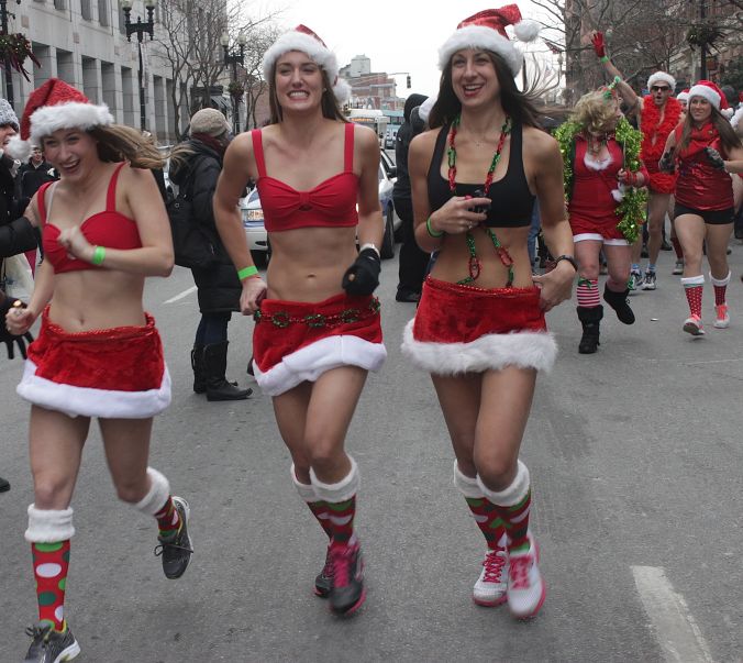 boston santa speedo run december 14 38