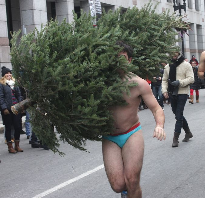 boston santa speedo run december 14 41