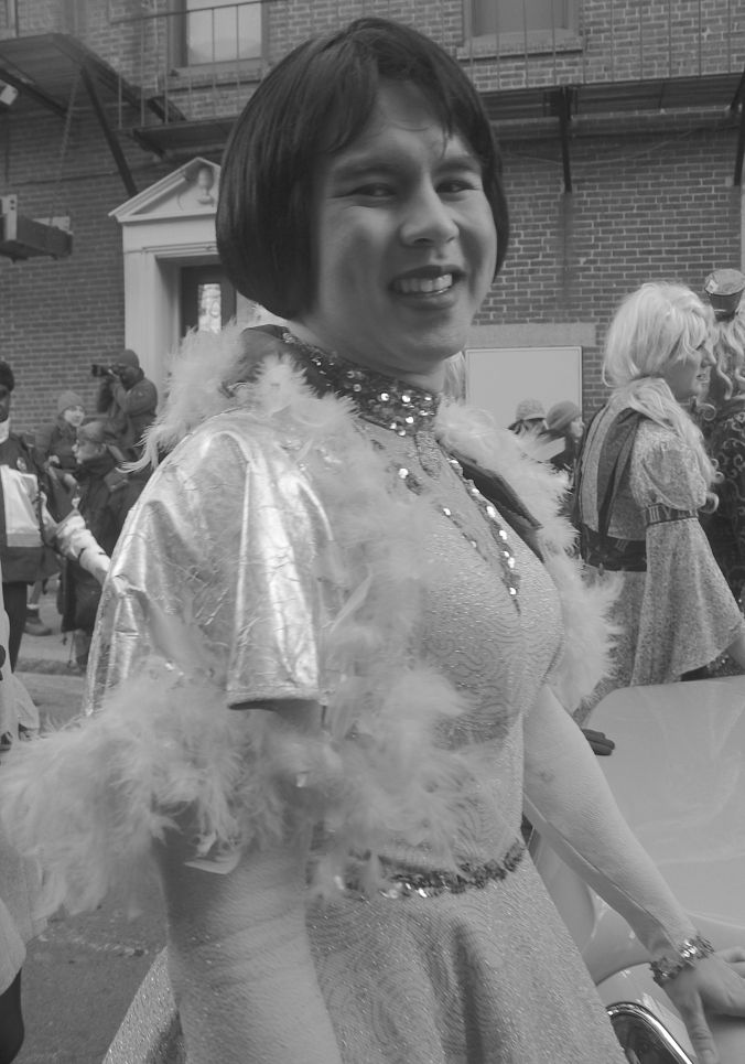 boston cambridge hasty pudding theatricals woman of the year helen mirren man in dress black white