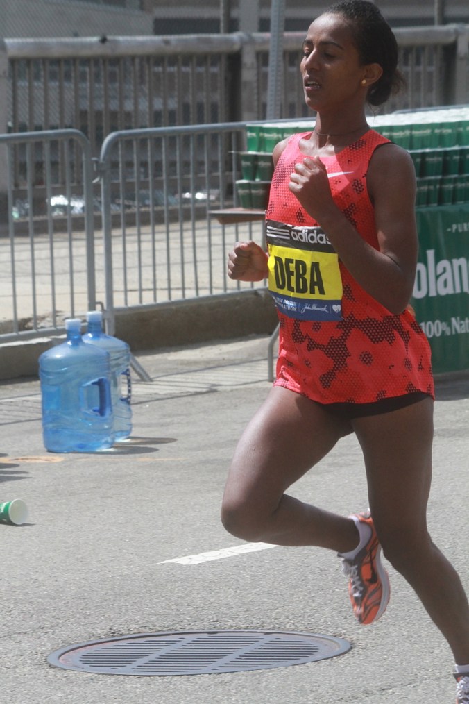 boston marathon april 21 beacon street elite runner buzunesh deba 2