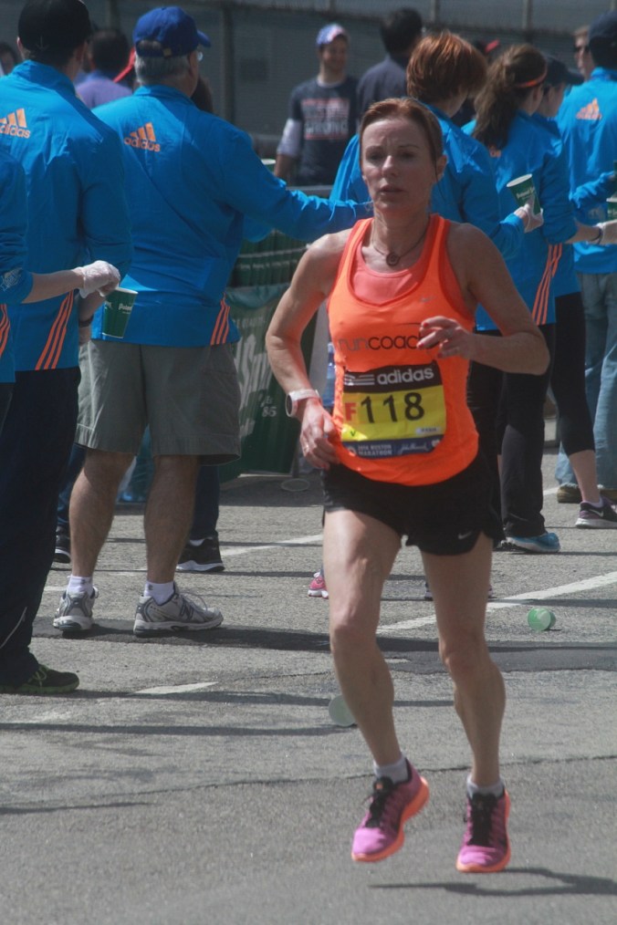 boston marathon april 21 beacon street elite runners number 118