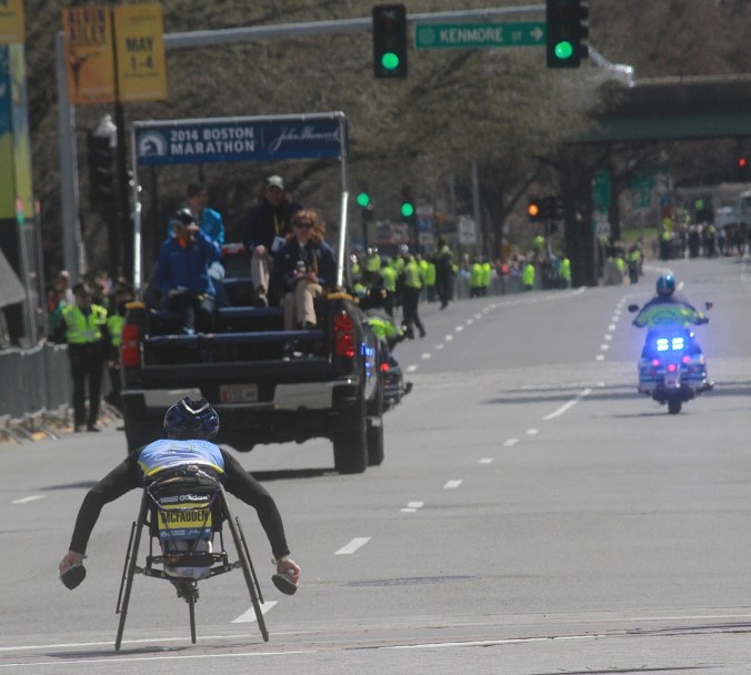 boston marathon april 21 beacon street handicapped marathon winner tatyana mcfadden