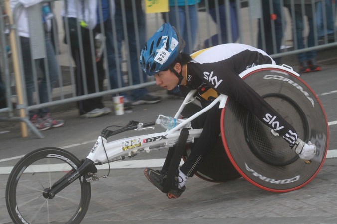 boston marathon april 21 beacon street handicapped racer w 29