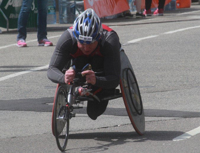boston marathon april 21 beacon street handicapped racer w 35