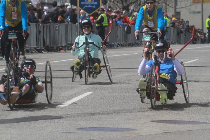 boston marathon april 21 beacon street handicapped racers group