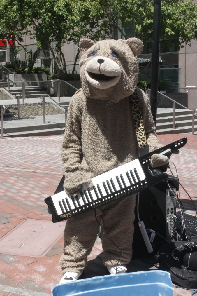 boston old state house keytar bear 2