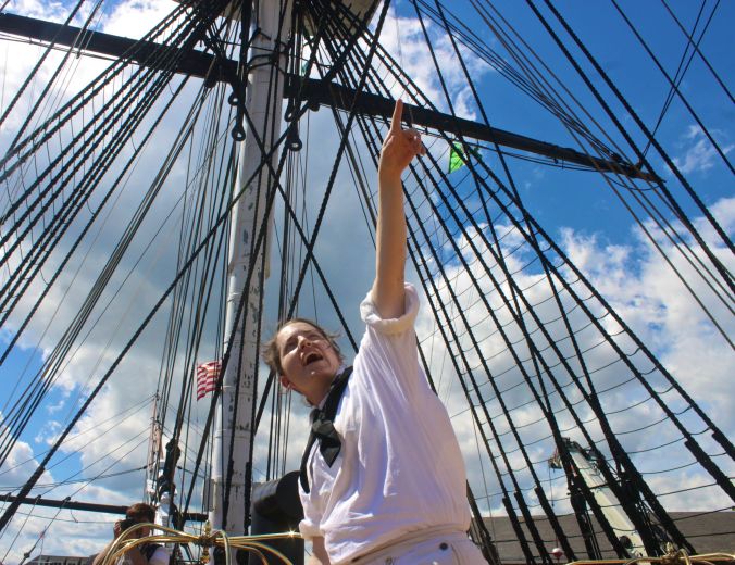bostou USS constitution tour guide pointing up