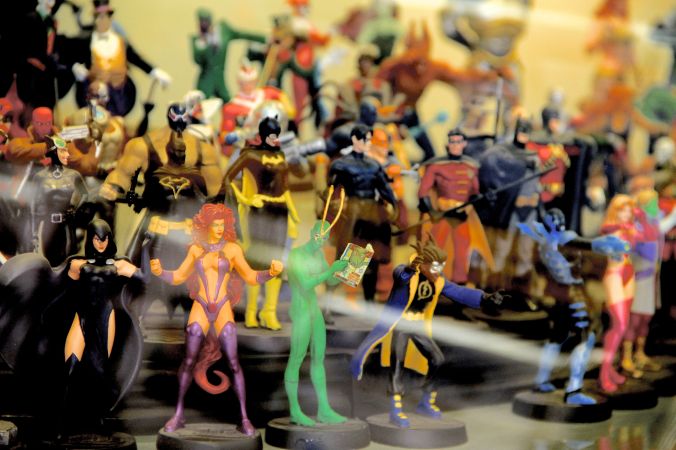 salem comic book store action figures