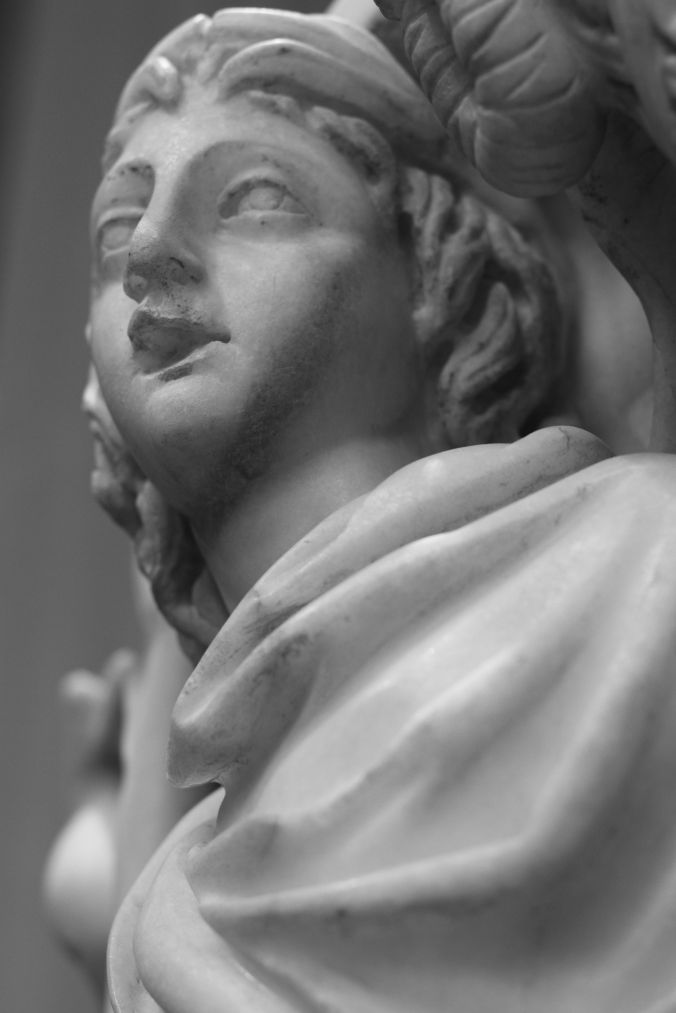 new york city metropolitan museum of art greek and roman statues 7