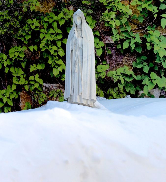 boston north end catholic church statues snow 2