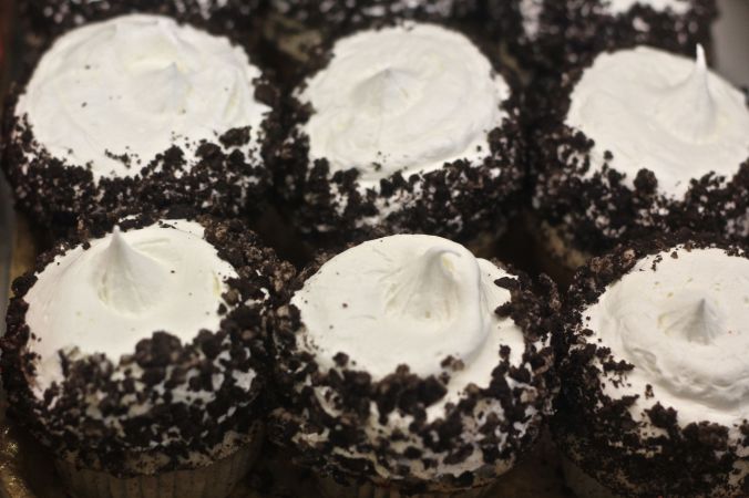 boston north end mike's pastry oreo cupcakes