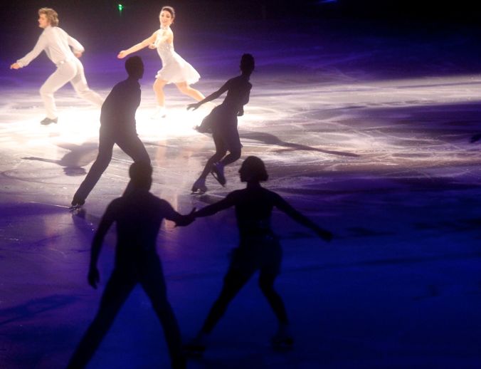 providence dunkin donuts center march 14 stars on ice charlie white meryl davis group skate