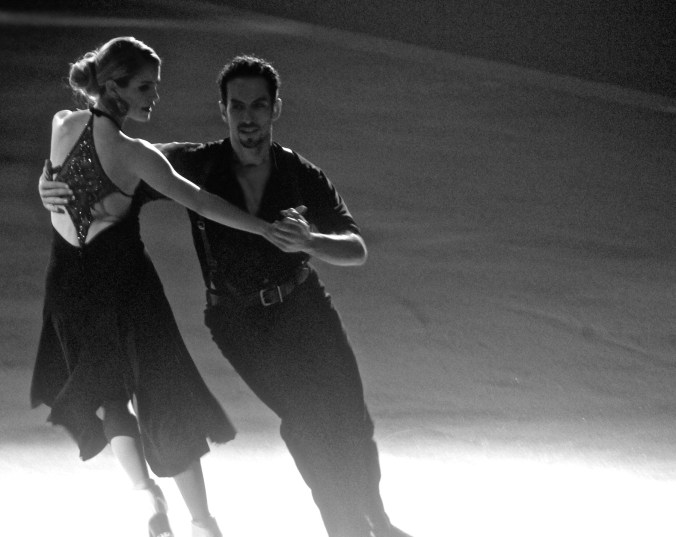 providence dunkin donuts center stars on ice march 14 2015 tanith belbin ben agosto black white