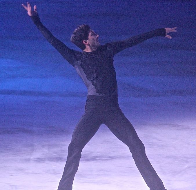 providence dunkin donuts center stars on ice march 14 evan lysacek 5