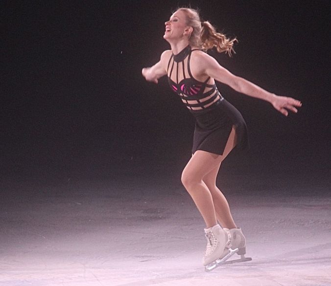 providence dunkin donuts center stars on ice march 14 joannie rochette 5