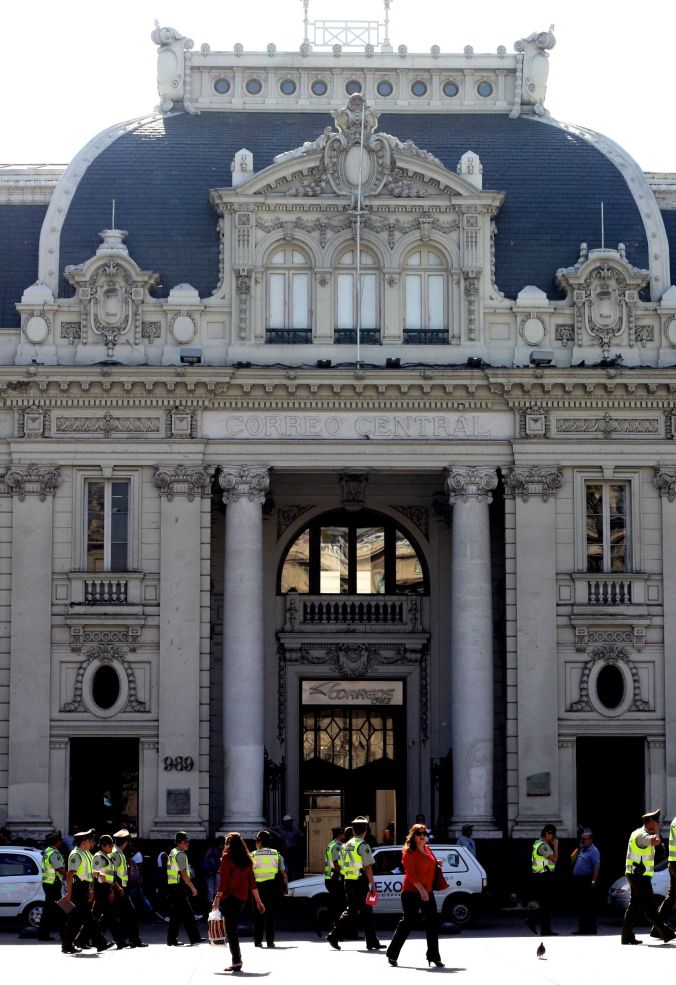 chile santiago plaza de armas correo central