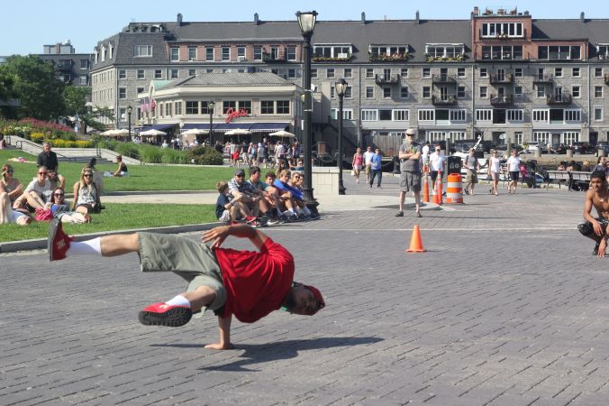 boston north end acrobats 3