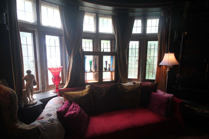 gloucester hammond castle interior circular library 4