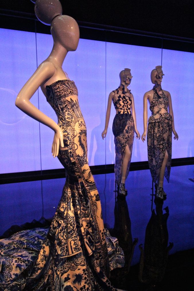 new york city metropolitan museum of art china through the looking glass exhibit 22