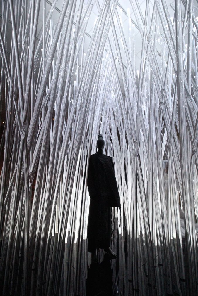 new york city metropolitan museum of art china through the looking glass exhibit 26