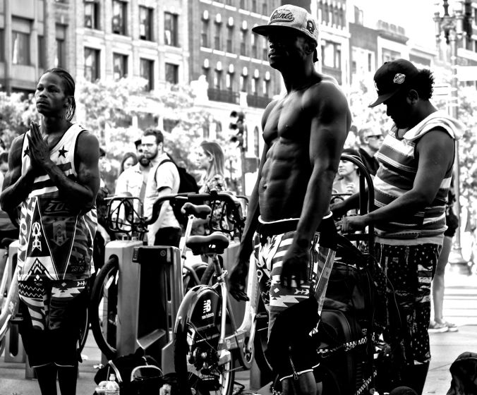 boston copley square street perfomers 3 black white