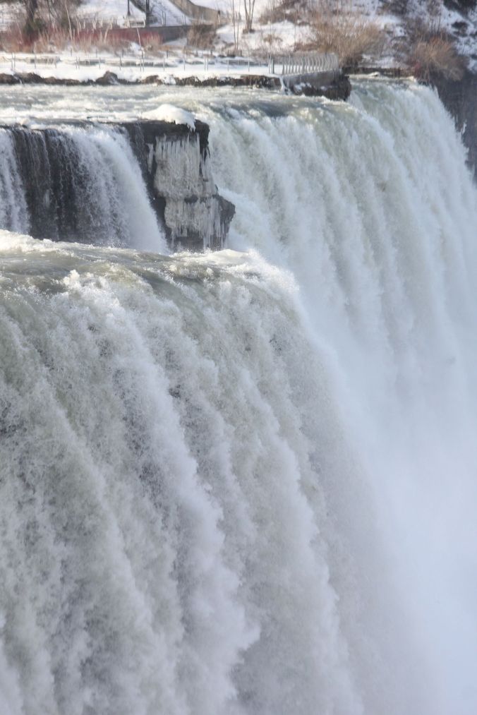 new york state niagara falls 14