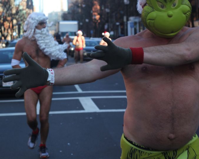 boston-santa-speedo-run-december-10-2016-13